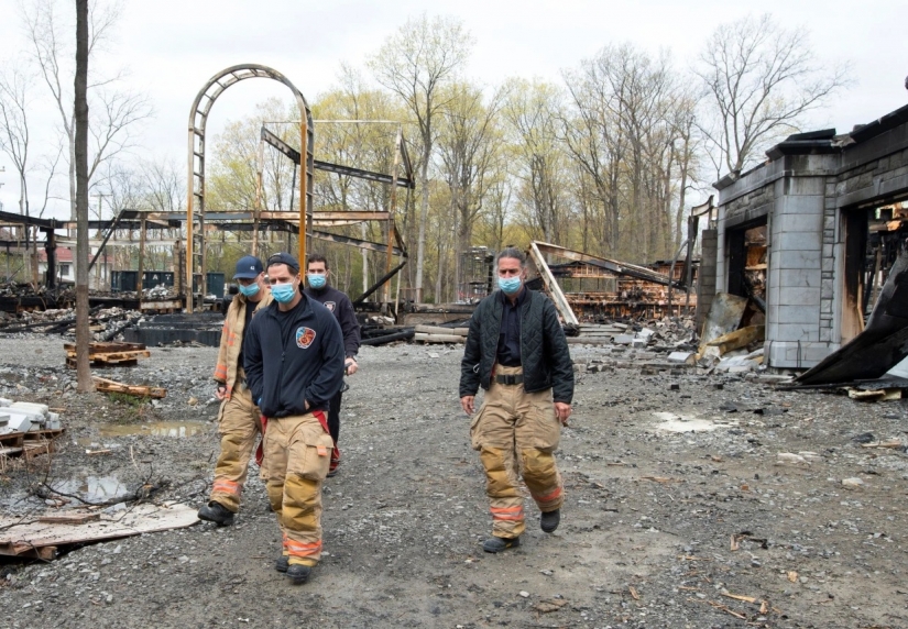 In Canada, the house of the founder of PornHub burned down due to arson