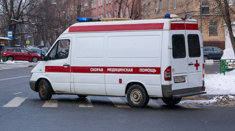In Vyborg, an elderly woman performed an operation on herself without waiting for medical help