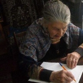 In Vyborg, an elderly woman performed an operation on herself without waiting for medical help