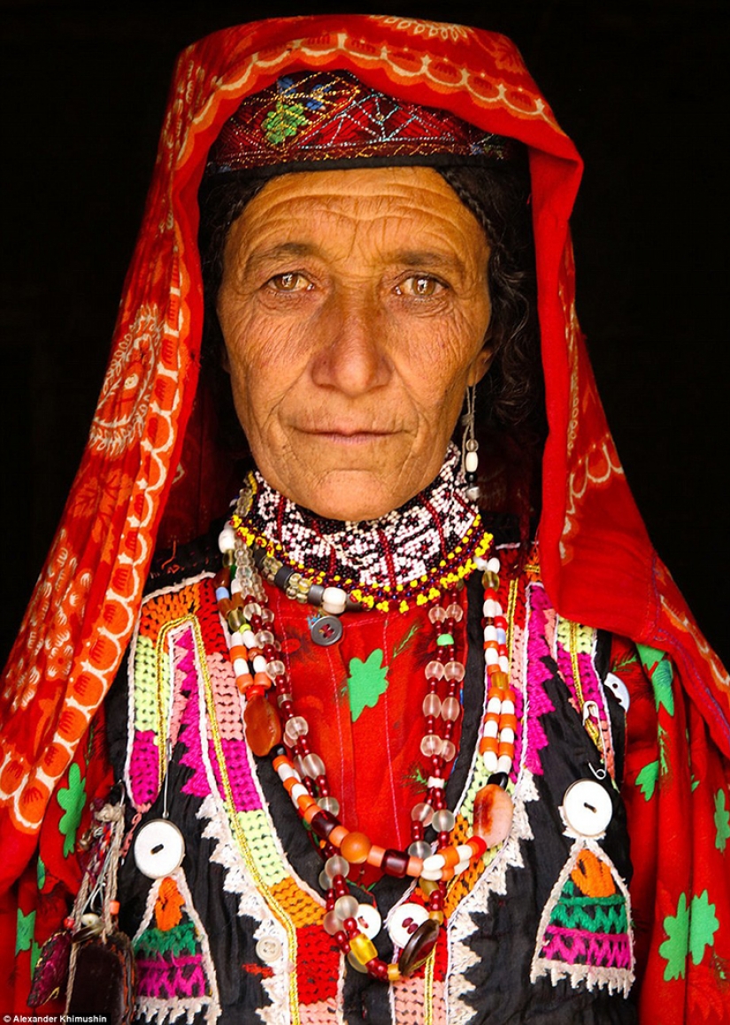 Increíbles retratos de personas de los más remotos rincones del planeta