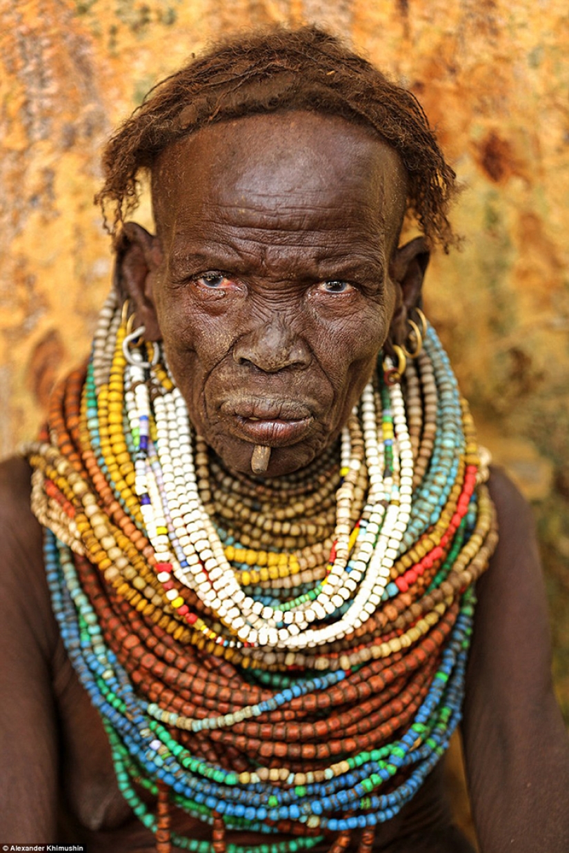 Increíbles retratos de personas de los más remotos rincones del planeta