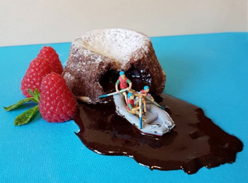 Italian chef creates miniature worlds from desserts