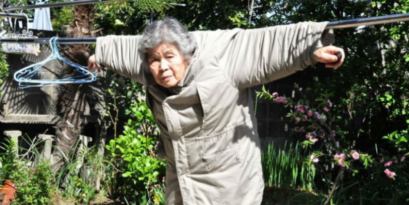 Japanese grandmother became a photographer at 72 and now makes funny self-portraits