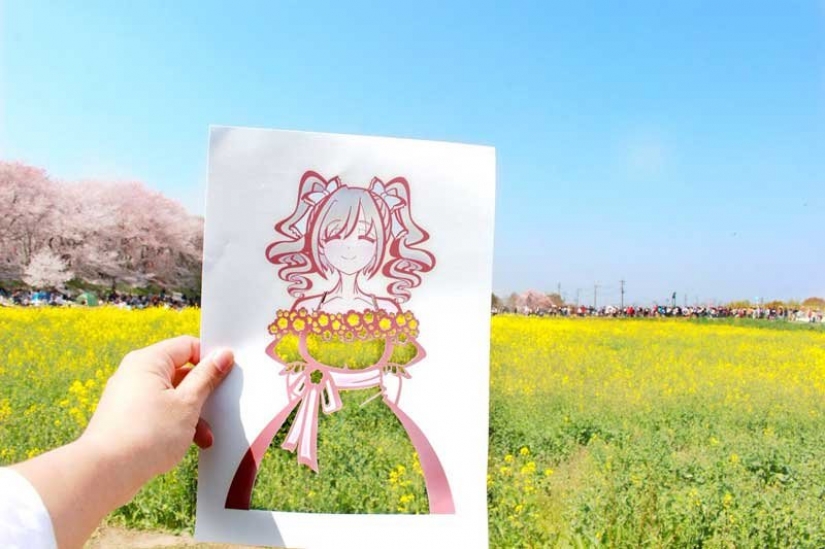 Japonés artista pinta sus ilustraciones con la ayuda de la naturaleza