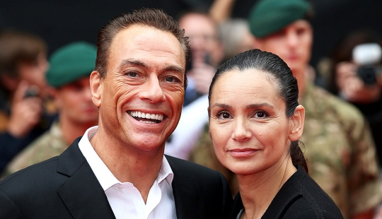 Jean-Claude Van Damme y Gladys Portugese: A través de las espinas hacia la felicidad Jean-Claude Van Damme y Gladys Portugese: A través de las espinas hacia la felicidad