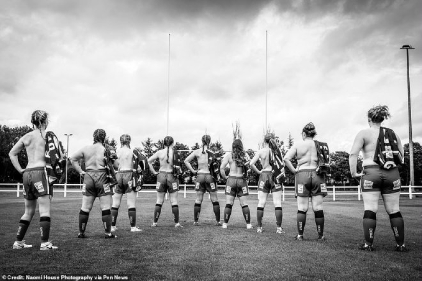Jugadores de rugby australianos protagonizaron para calendario erótico