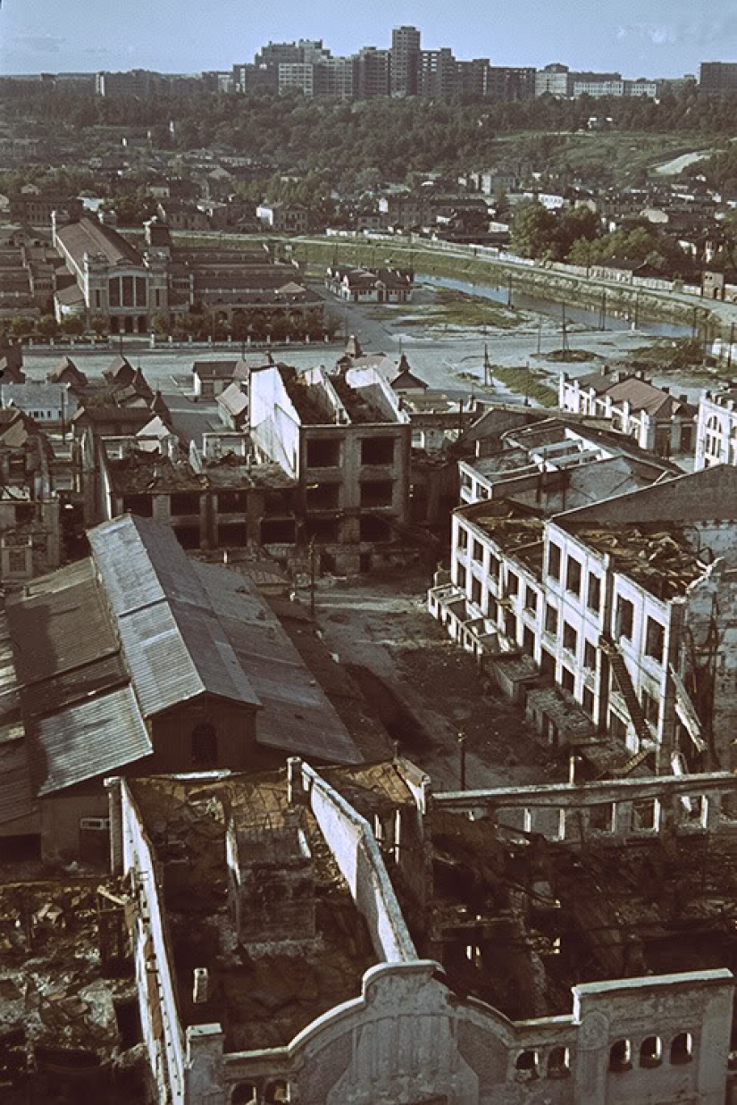 Kharkiv durante la ocupación alemana en color