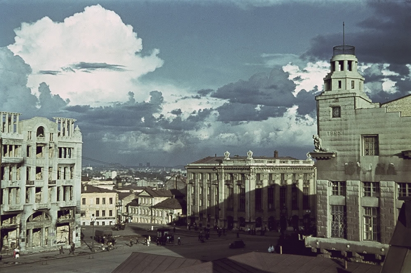 Kharkiv during the German occupation in color