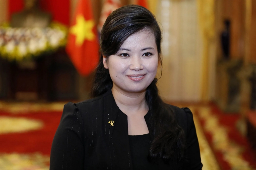 Kim Jong-un's former mistress took the place of his formidable sister Kim Yo-jung