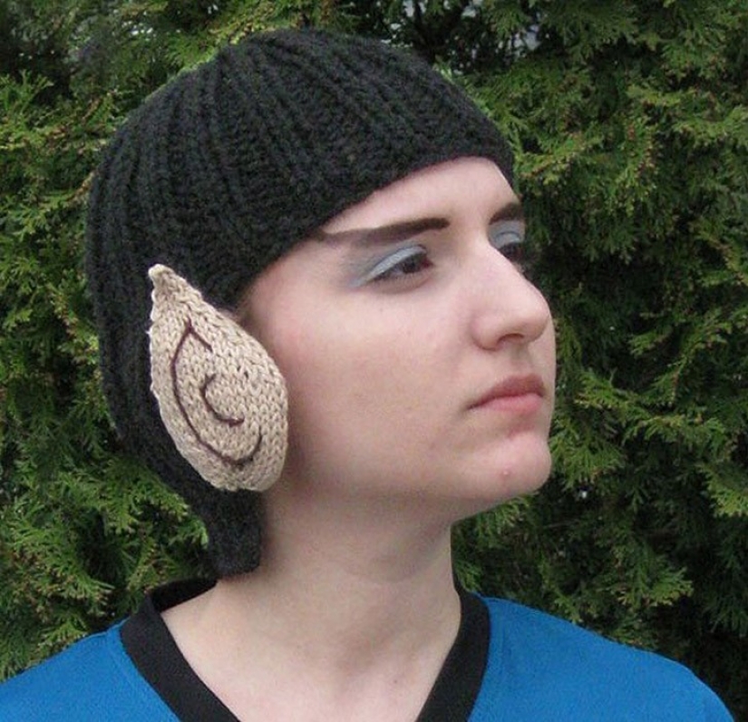 Knitted hats level 80