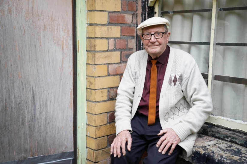 La casa donde se detuvo el tiempo: el británico de 89 años no ha cambiado nada en el interior desde 1948