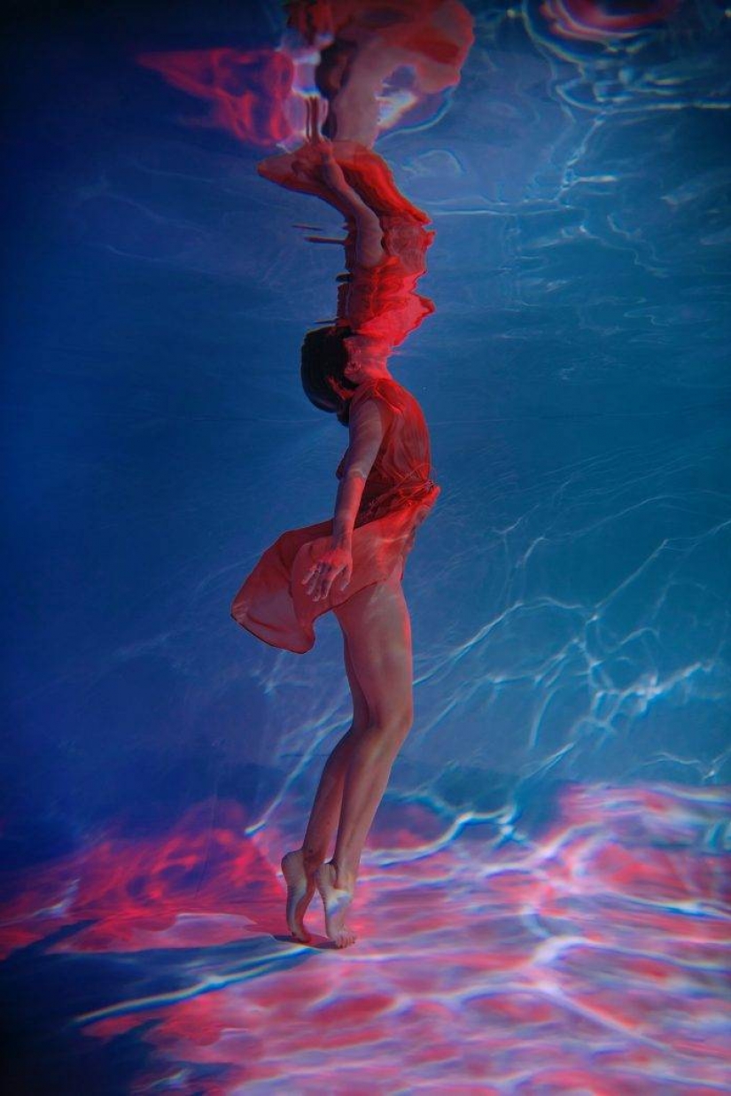 La sensual fotografía submarina de Martha Sirko