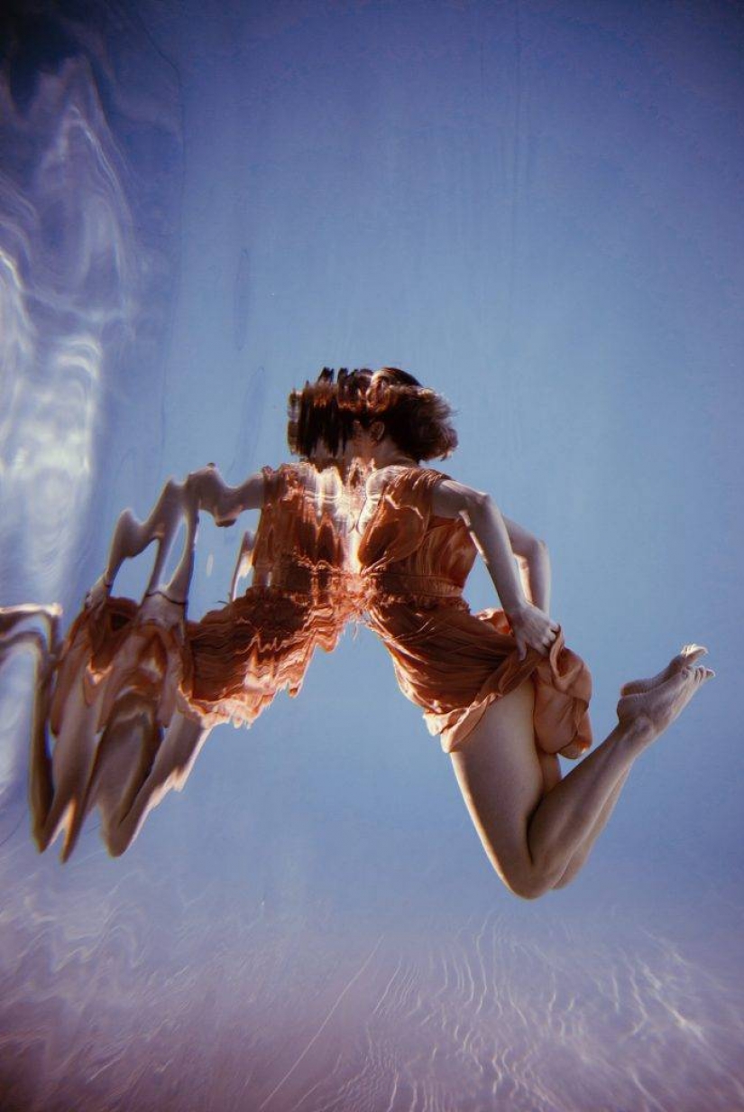 La sensual fotografía submarina de Martha Sirko
