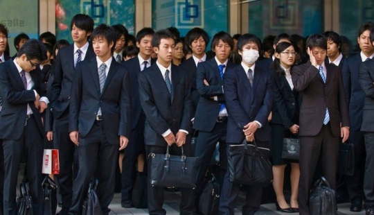 La sobreedad vírgenes para convertirse en Japón una cosa común y es triste