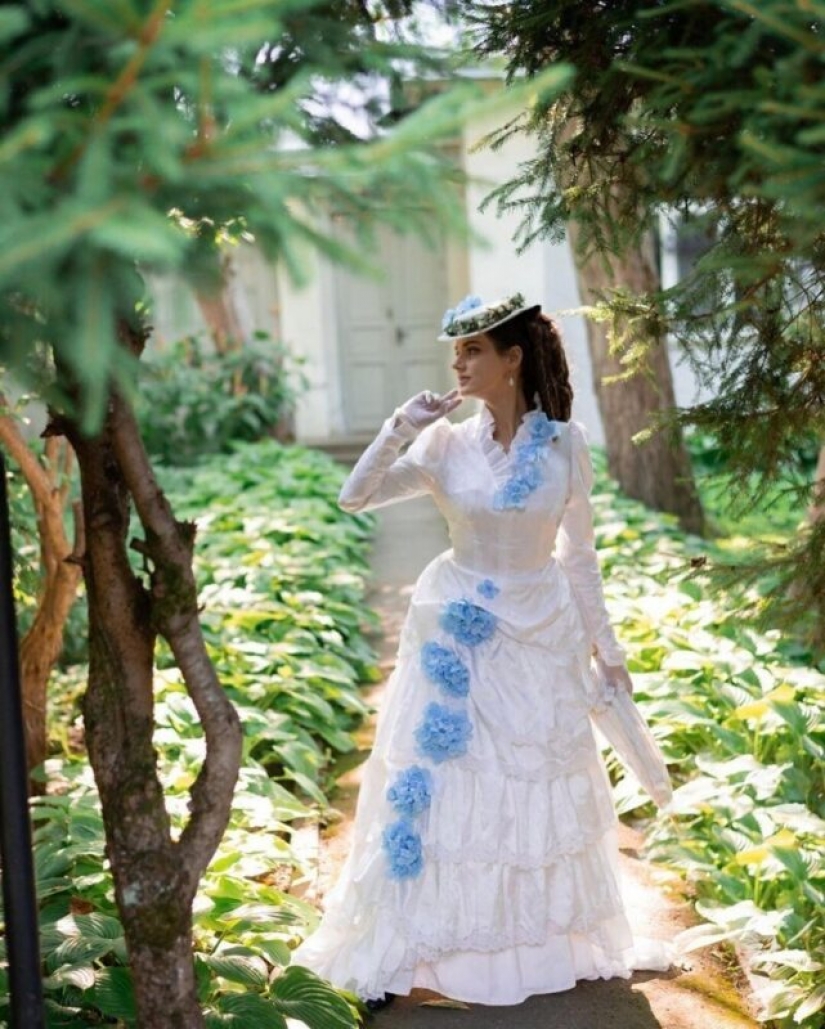 "Lady vintage" from Vinnytsia: the girl chose for herself a casual Victorian style