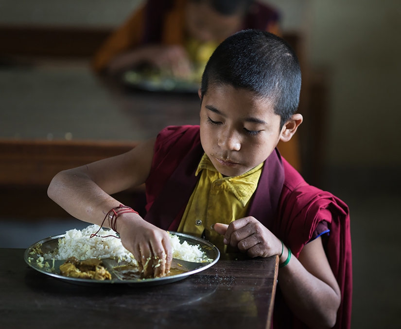 LIFE IN A BUDDHIST MONASTERY TILOPE: PHOTO ESSAY BY ALEXEY TERENTYEV