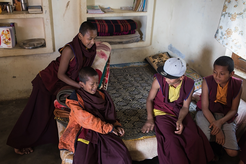 LIFE IN A BUDDHIST MONASTERY TILOPE: PHOTO ESSAY BY ALEXEY TERENTYEV