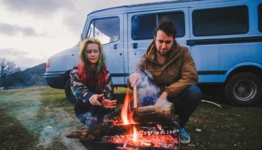 Life on wheels: a couple from Cornwall turned a cheap minivan into a cozy home and travels around the world in it