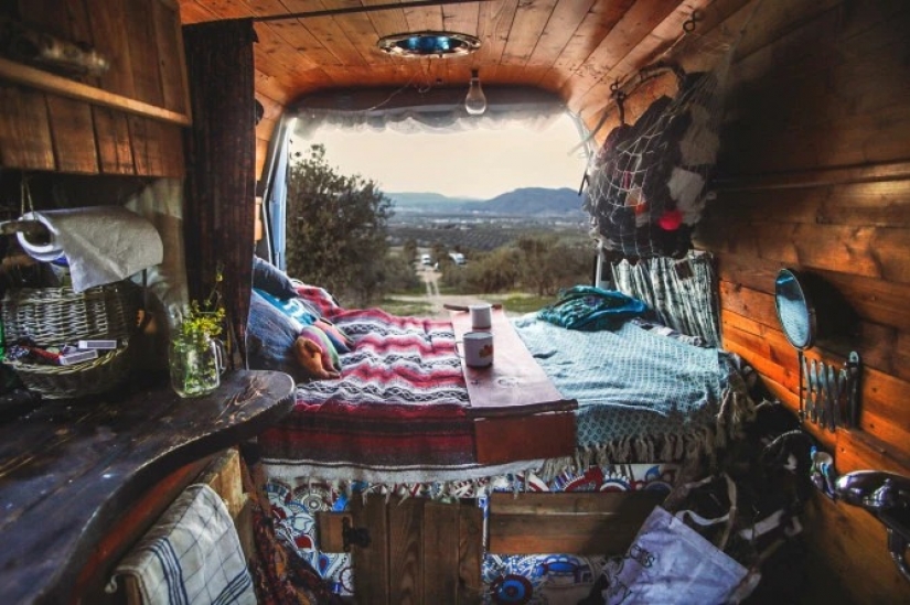 Life on wheels: a couple from Cornwall turned a cheap minivan into a cozy home and travels around the world in it