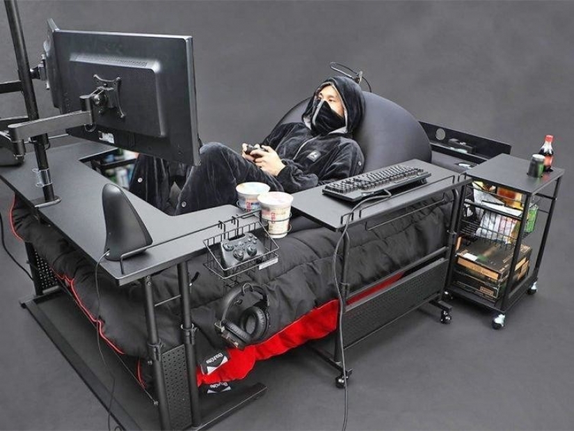 Looks like the perfect bed for the true gamers from the Japanese company