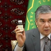 Los fideos en el saxaul en Turkmenistán están luchando con coronavirus con las raíces y la pasta