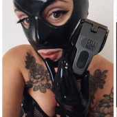 Los Hackers han aprendido a bloquear electrónica cinturón de castidad y exigió un rescate