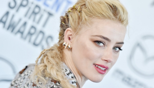 "Mantener la pistola cerca": inesperado detalles acerca de la vida de la actriz amber heard