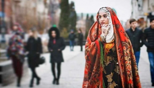 Maryam Aliyeva and her "Mountain Girl Diaries": why the blogger from Dagestan is idolized and hated