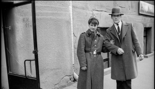 Misha Pedan y las mejores fotos de su álbum de fotos "El fin de una era hermosa"