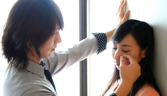 No woman no cry: Japanese women can now hire a man who will wipe their tears at work