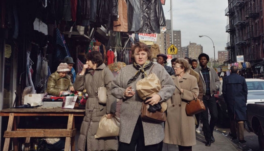 Nueva York de los años 80, sospechosamente reminiscente de la vida en la URSS