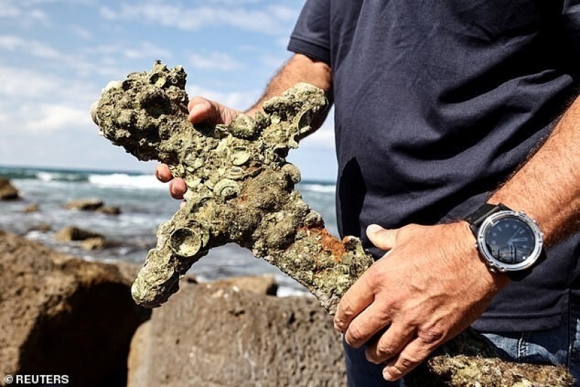 Off the coast of Israel, a diver discovered a 900-year-old crusader sword