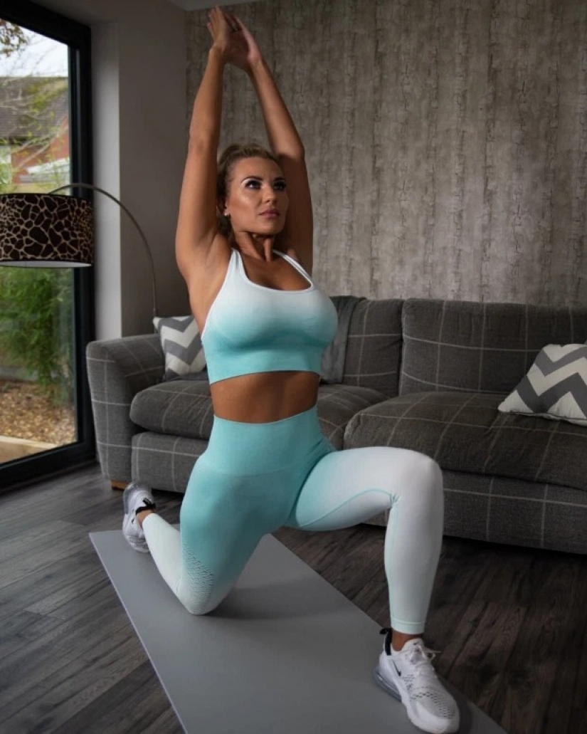On the couch do not be lazy — charging become! Home workouts along with famous beauties