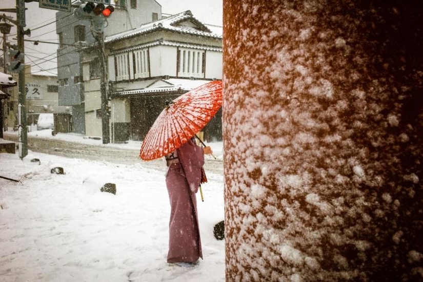 Para ver lo increíble en lo ordinario: cuál es el secreto de las maravillosas fotos callejeras de Shin Noguchi