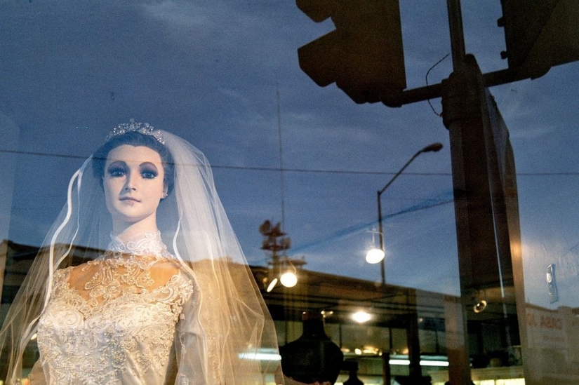 Pascualita: vestidos de boda de la tienda de novia muerto