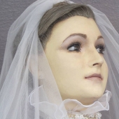 Pascualita: wedding dresses shop dead bride