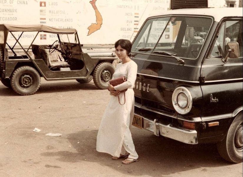 Prostitution during the Vietnam War in photographs of the 1960s and 1970s