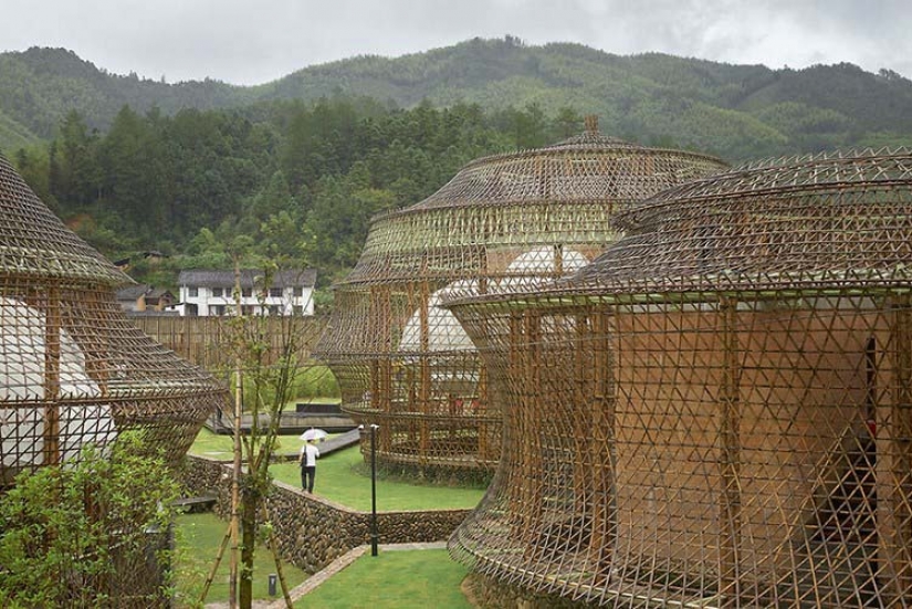 Respuesta china al ladrillo: en el Reino Medio, una mini-ciudad fue construida de bambú