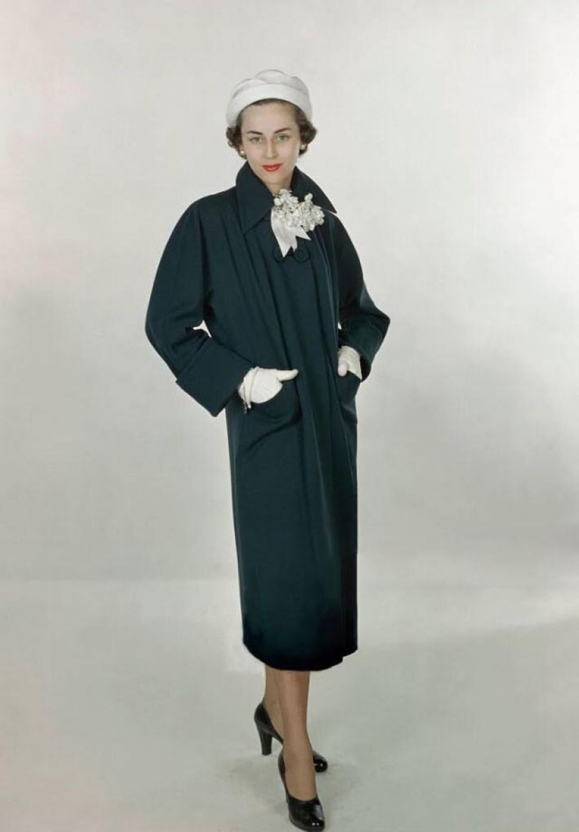Russian trace in the Western gloss: fashion photos of Sergei Balkin of the 1940s