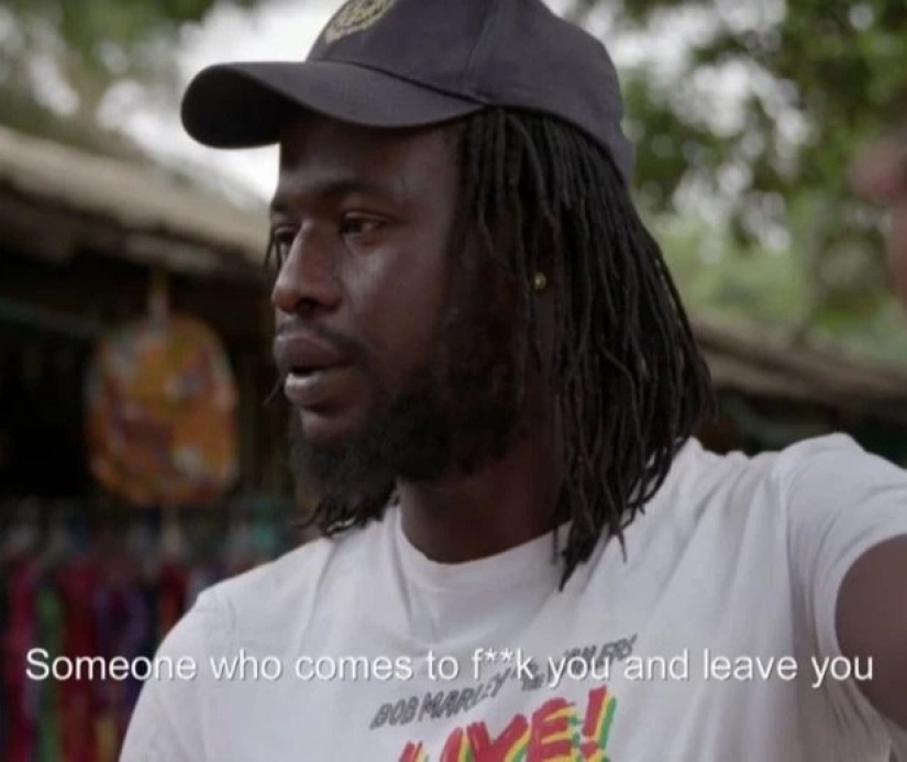 Sexo en la playa: por qué los pensionistas europeos se casan con jóvenes gambianos