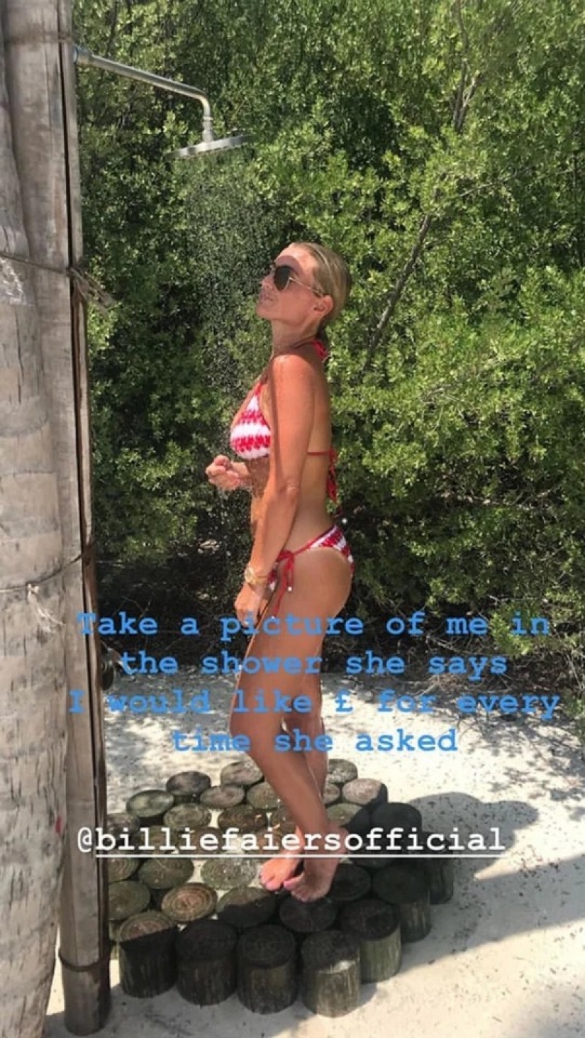 Tarnished reputation: hot instagram model posing in the shower