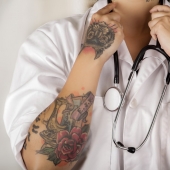 Tatuaje en la guardia de la salud: Científicos alemanes han creado tatuajes biosensoriales