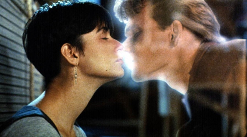Ten best movie kisses