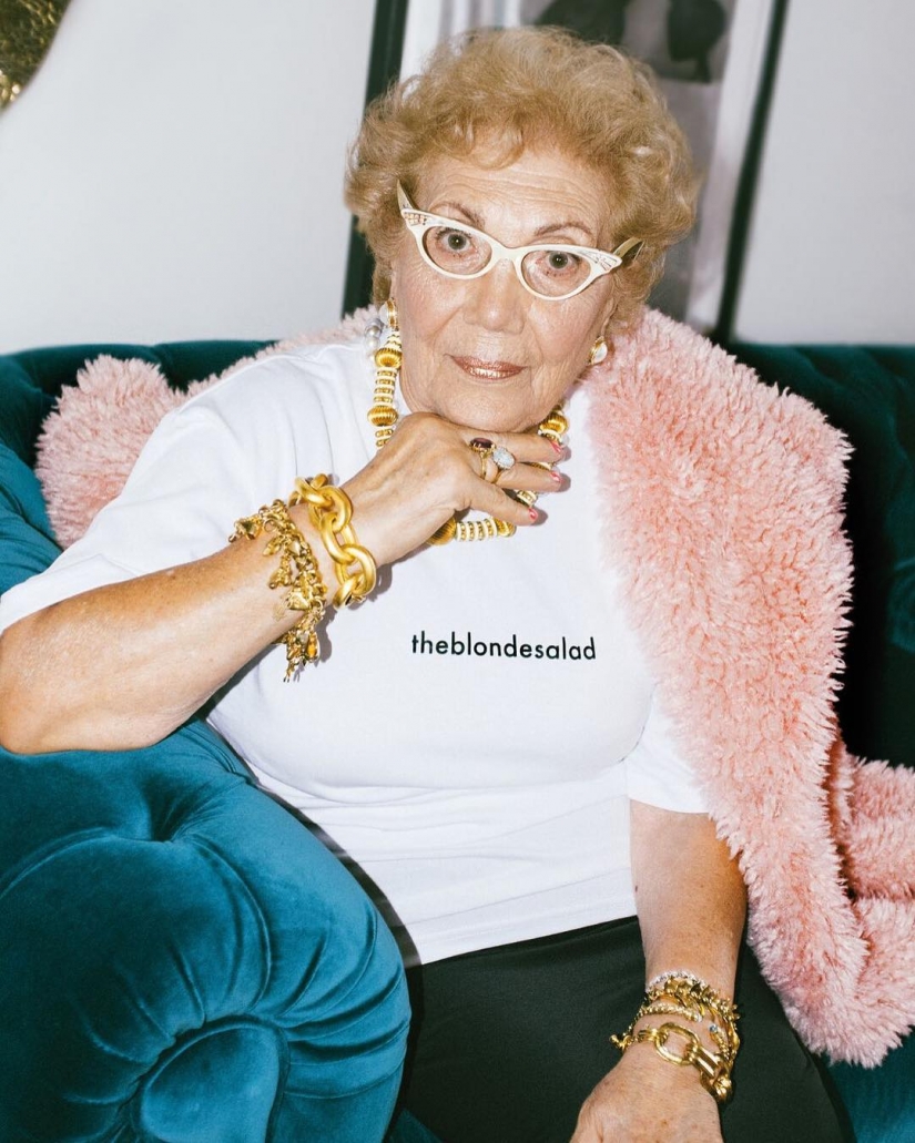 "That's grandma!": an elderly Italian beauty, which the world admires