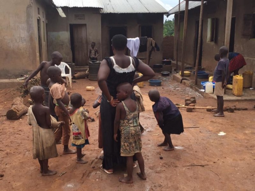 The genius of fertility in Uganda: a 39-year-old single mother she is raising their 38 children