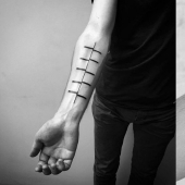 The genius of pure simplicity: Tattoo based on paintings by Malevich from the Moscow master