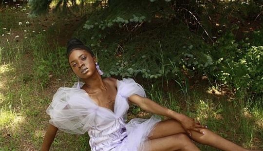 The girl with hair on his chest took myself for who I am and happy