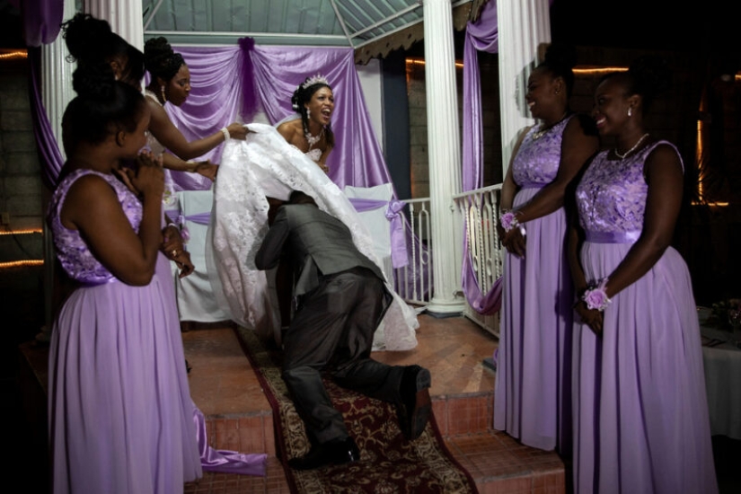The glitz and poverty of Haitian weddings