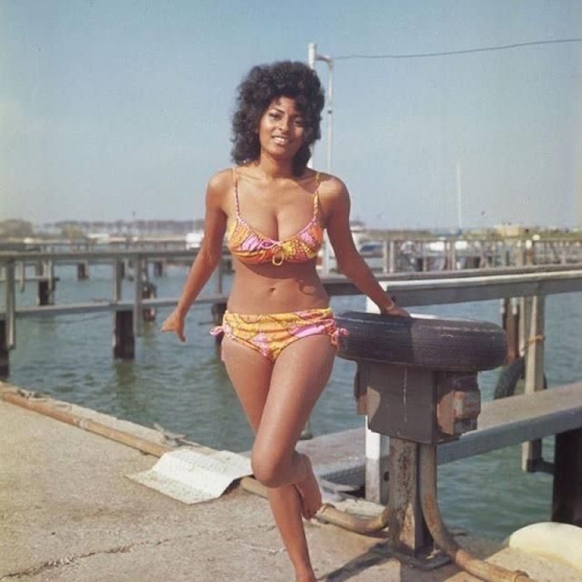 The hottest beauties of the 70s