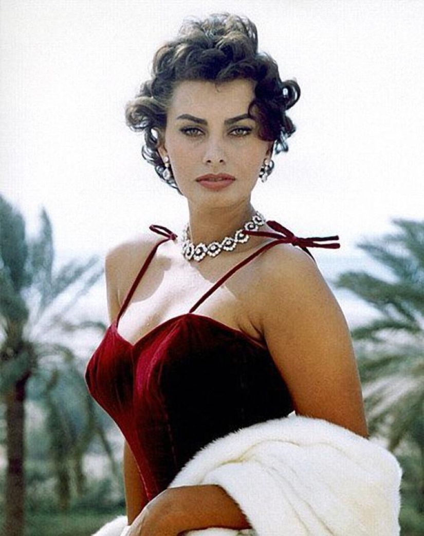 The incomparable Sophia Loren, the most beautiful Italian woman, turned 86 today